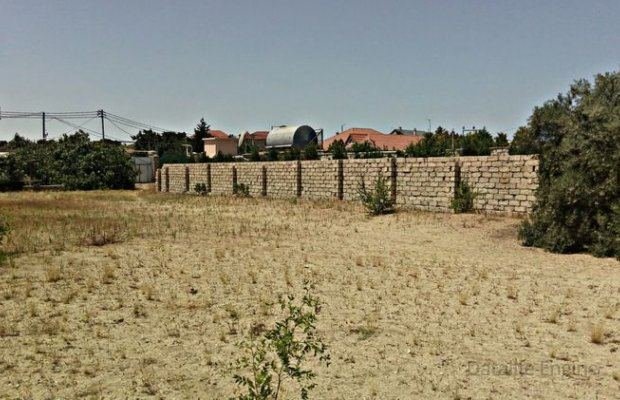 Bakıda torpaq qiymətləri bahalaşır - Mövsümün təsirləri