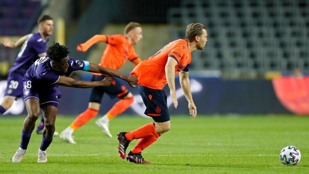 "Brügge"ardıcıl ikinci dəfə futbol üzrə Belçika çempionu oldu