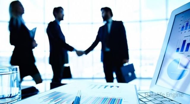 İşçilərin xidməti müqavilə ilə işlədilməsinin qarşısı alınır: Məcəlləyə dəyişiklik edilib