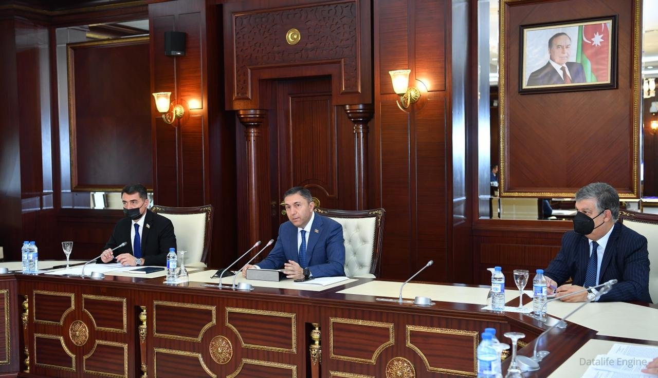 İqtisadi siyasət, sənaye və sahibkarlıq komitəsində