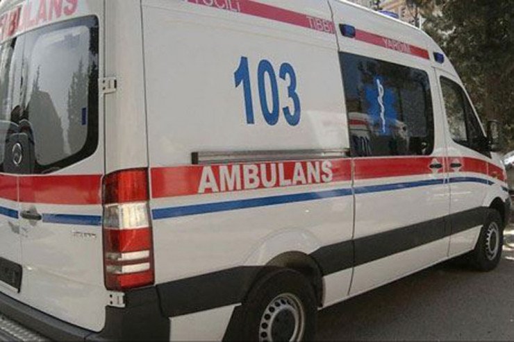 Yeniyetmə qız 5-ci mərtəbədən yıxıldı, vəziyyəti ağırdır