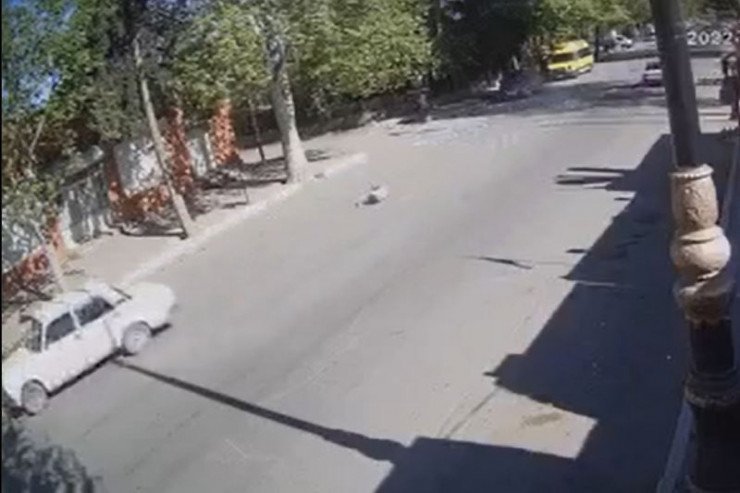 Azərbaycanda maşın piyadanı vurub öldürdü