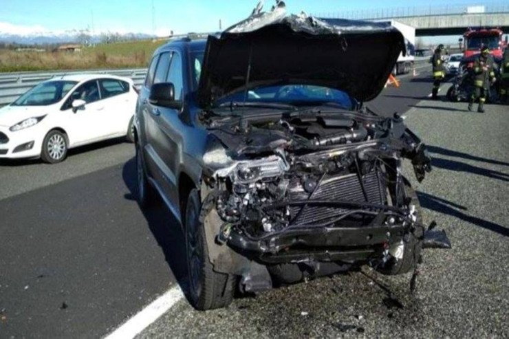 Bakı-Quba yolunda DƏHŞƏTLİ QƏZA: "X5" "KAMAZ"la toqquşdu, ölən var