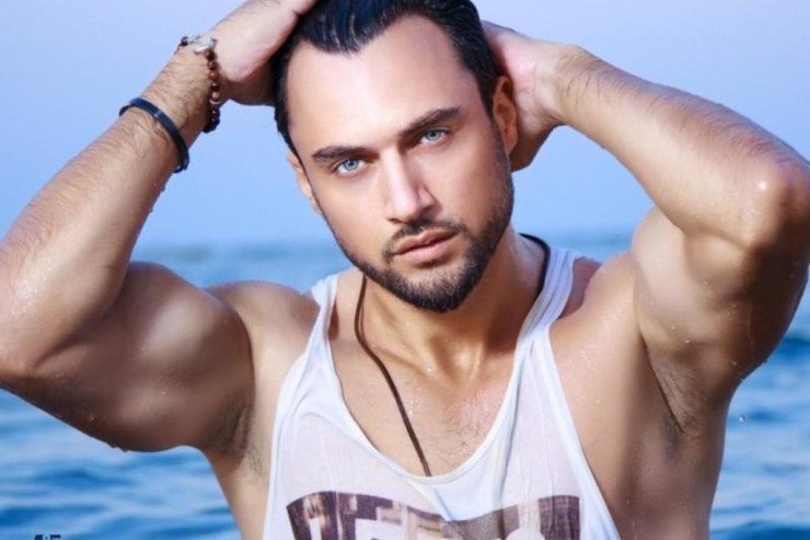 "Aylıq qazancım ancaq kirayə puluna çatır" - Azərbaycanlı model