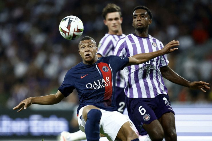 Mbappe 80 milyondan imtina etdi Mbappe 80 milyondan imtina etdi