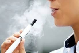 Elektron siqaretin gizli təhlükəsi: yalnız ağciyərləriniz üçün deyil
